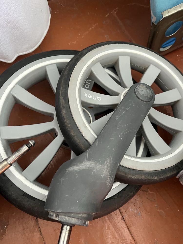 Продам коляску Anex m/type в хорошому стані
