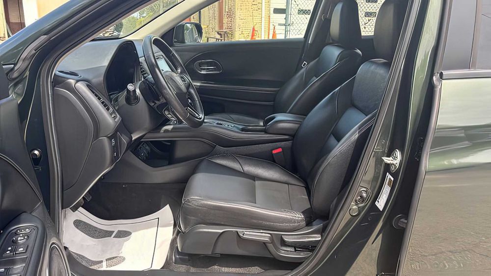 Honda HR-V      2017