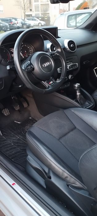 Audi A1 1.6 TDI 105 CV S-Line full extras