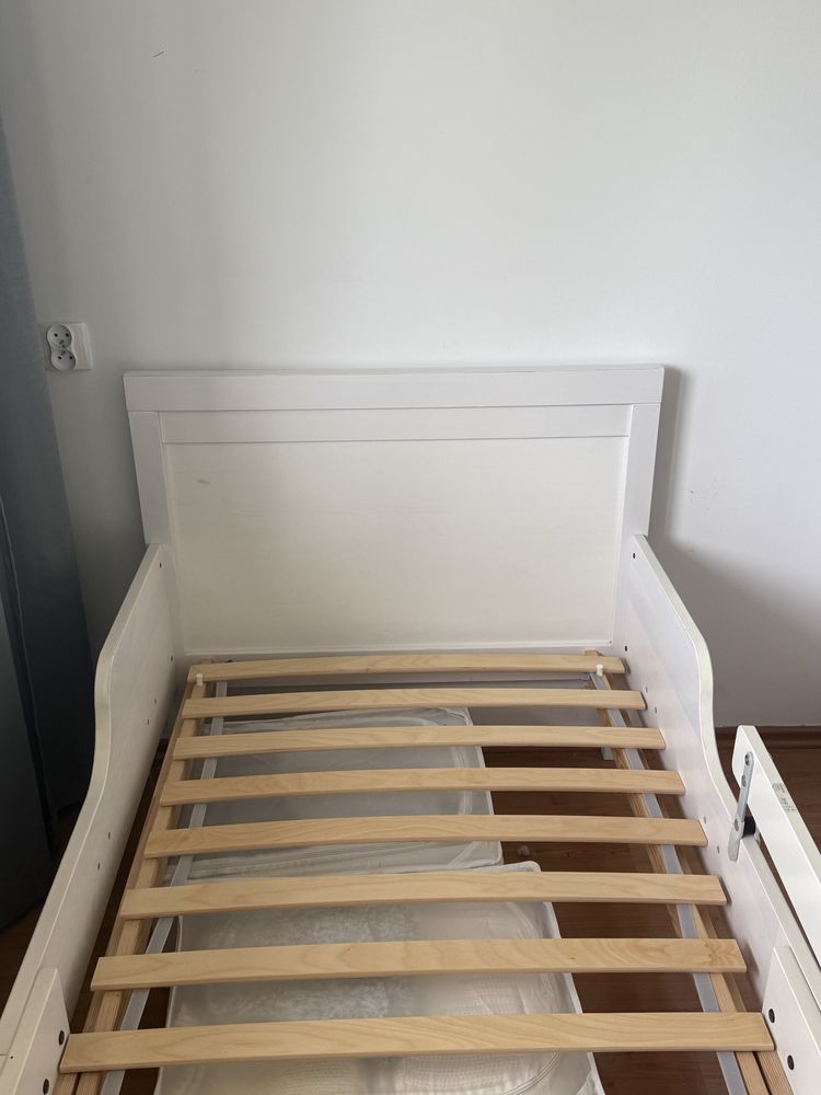 Łóżko Ikea biale Sundvik