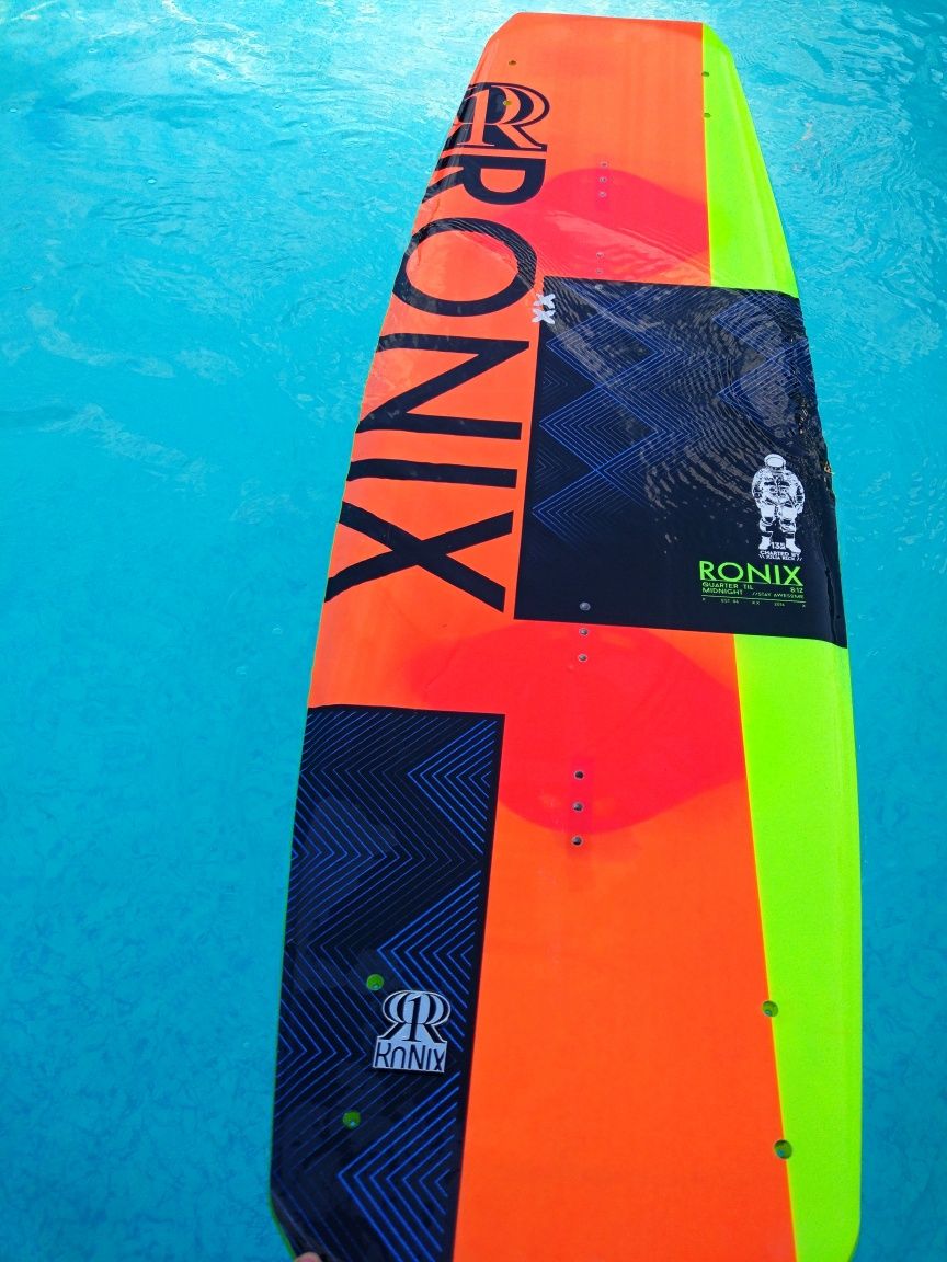 Вейкборд 135 Ronix Julia Rick