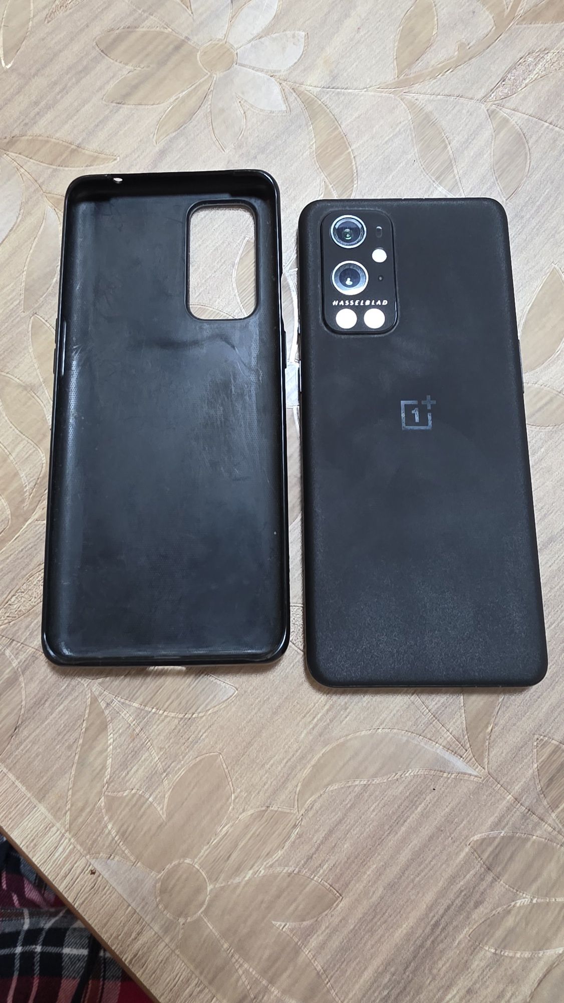 OnePlus 9 pro 12/256