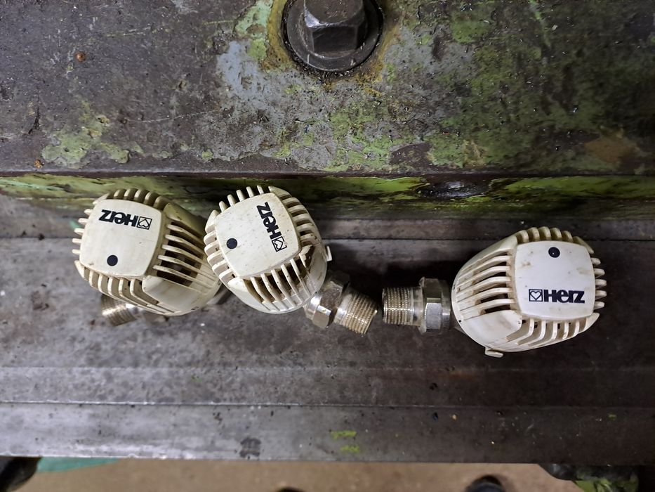 Герцовскі термоголовки