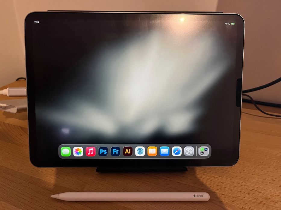 iPad Pro M2, 11 inch, 256 GB com Smart Folio, Paperlike e Apple Pencil