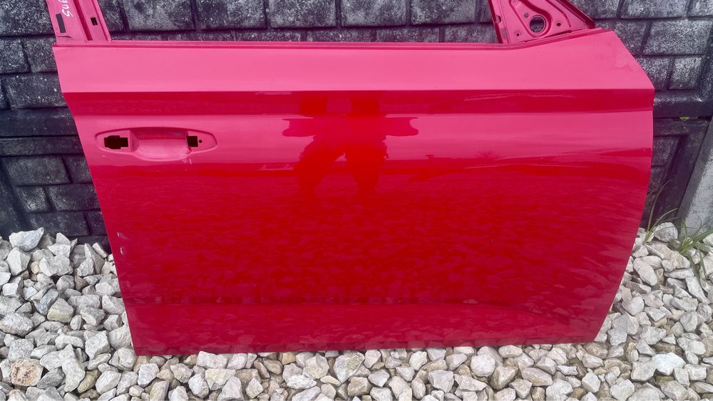 Drzwi prawe przednie czerwone Skoda Octavia IV 20- oryginal