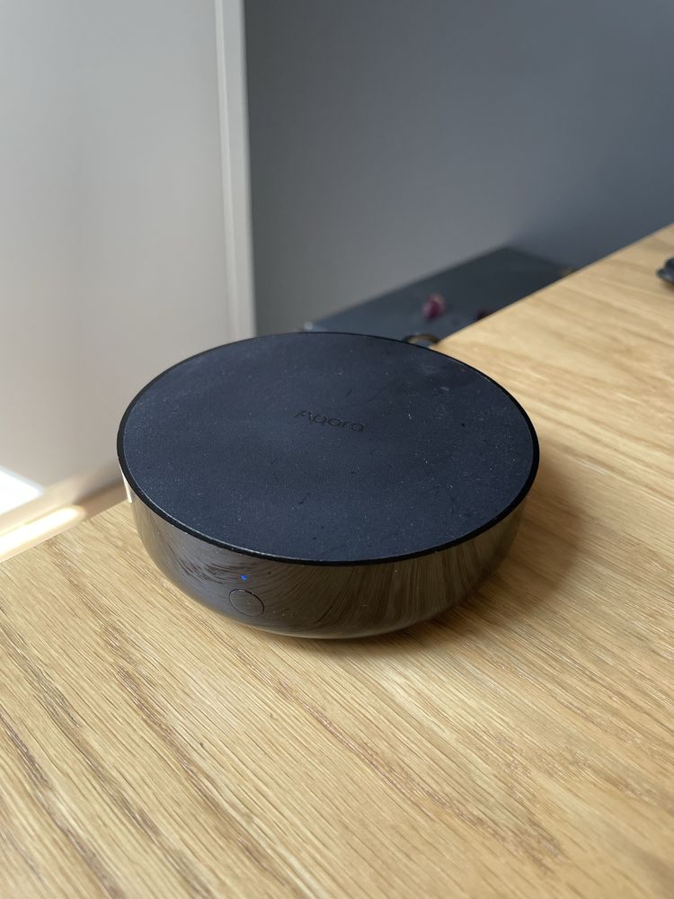 Aqara hub m2 + czujnik zalania.
