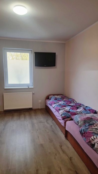 Dom, Hotel pracowniczy, kwatery pracownicze, tanie noclegi Bełchatów