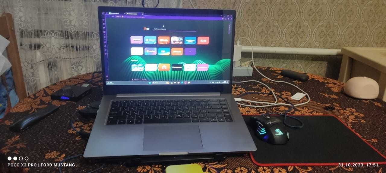 ноутбук Xiaomi Mi Laptop Pro 15