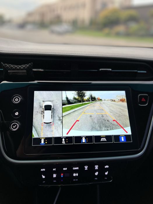 Bolt EV 2023 — 530 км хода и максимум технологий!