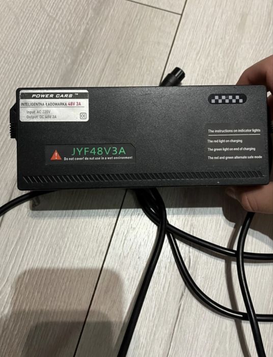 Inteligentna Ładowarka 48v 3a