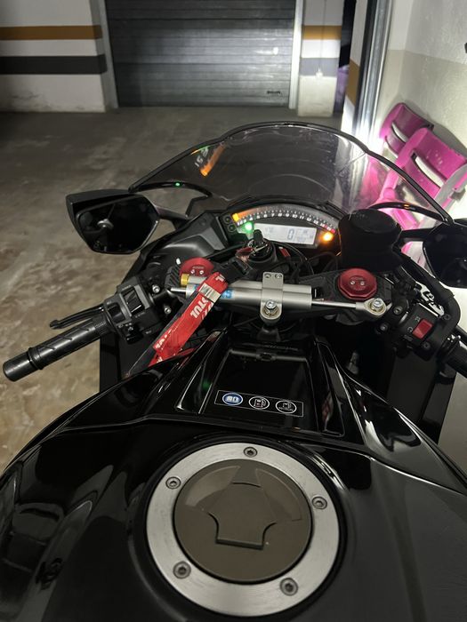 Ninja Zx10r com abs