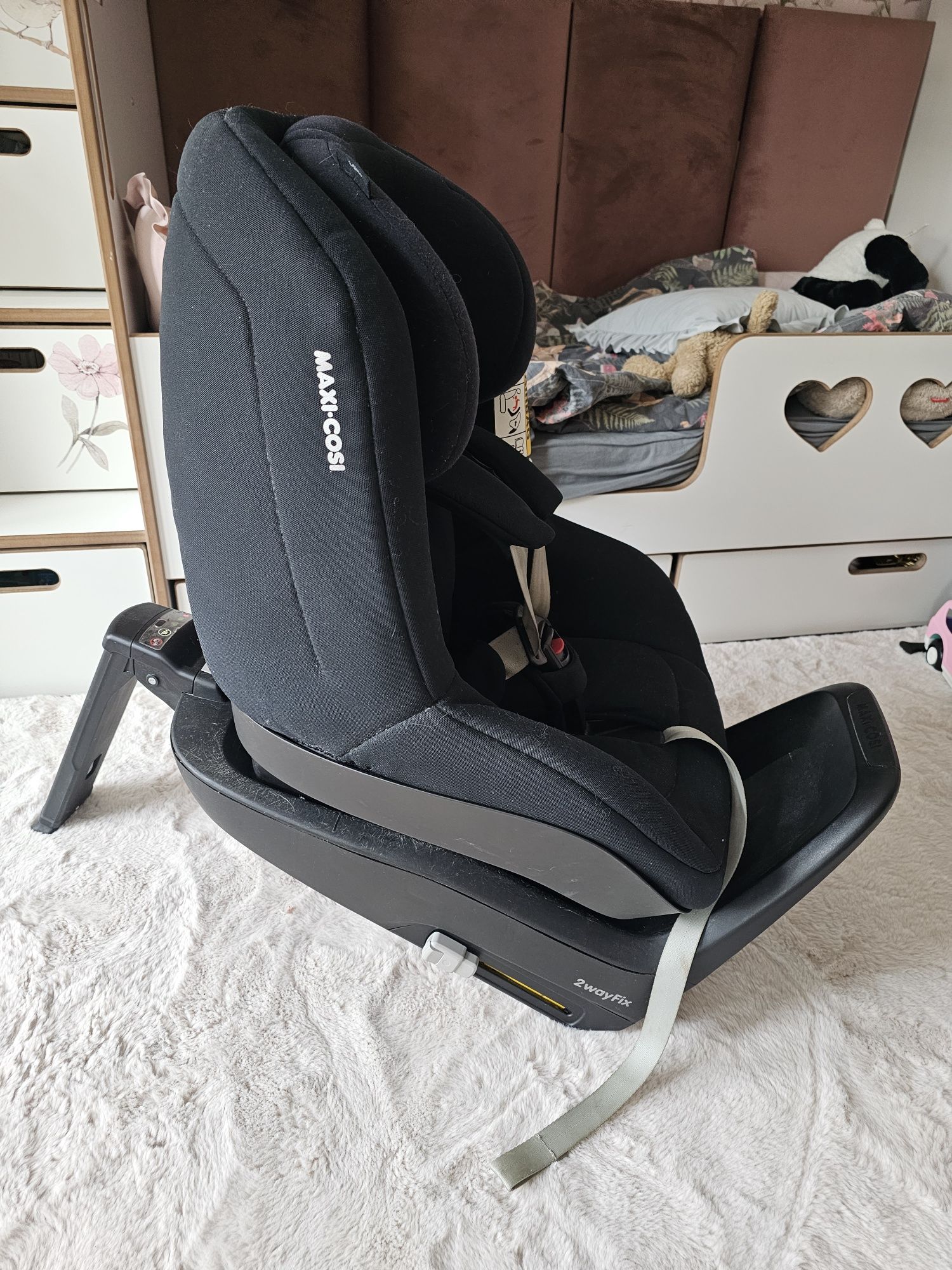 Fotelik z bazą przodem tyłem maxi cosi pearl pro 2  isofix