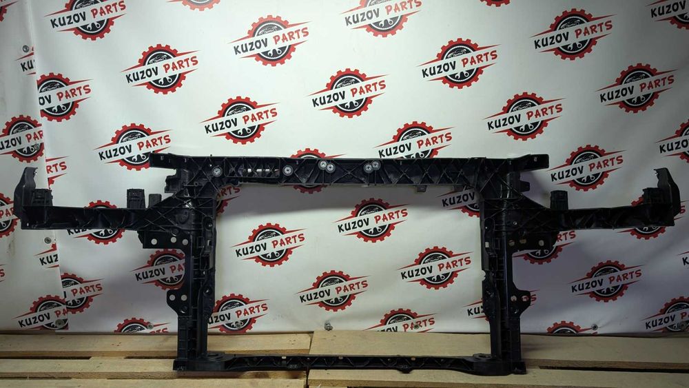 Панель передня (телевізор) Kia Niro 2016-2022