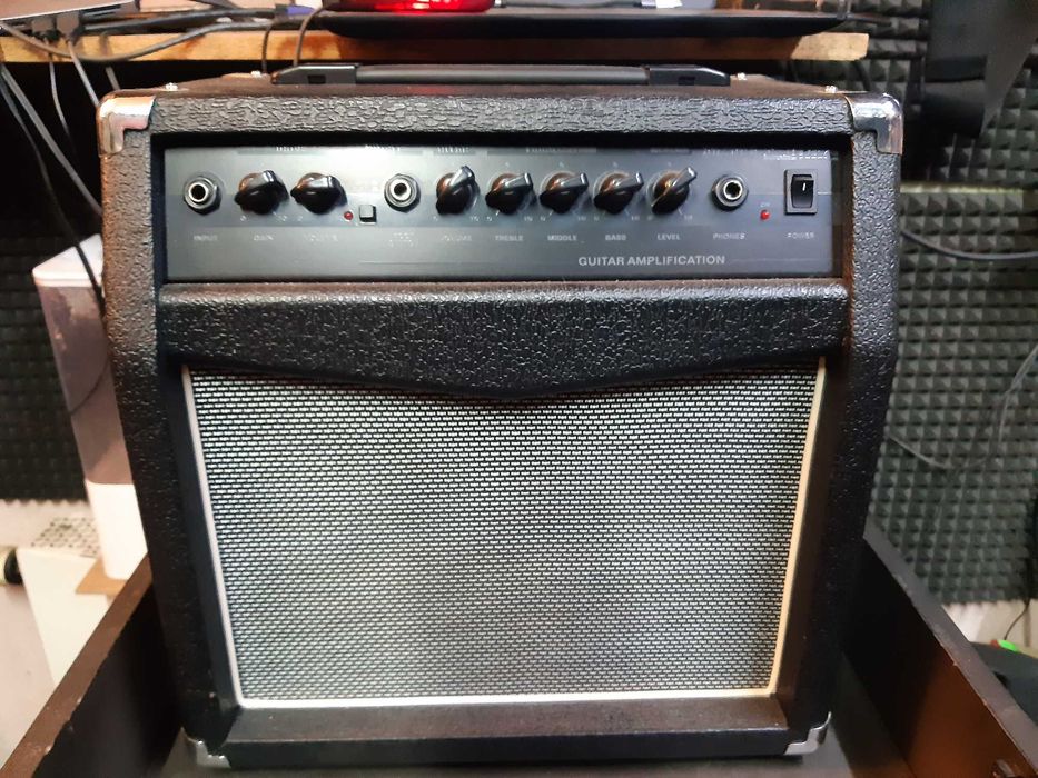 Wzmacniacz gitara 25W Analogowy Reveb Sprężynowy 2 kanały Clean/Fuzz