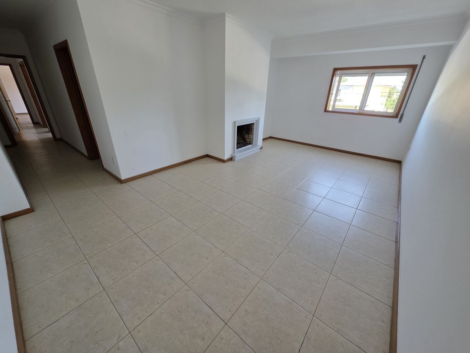 Vendo apartamento T3 em excelente estado em Oliveira de Azeméis