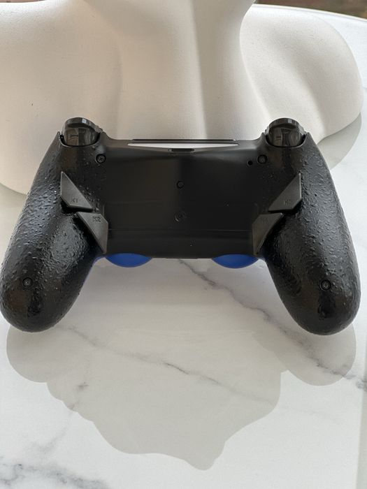 Модифицированеый dualshock 4 v2 с доп лепестками и TMR стиками (scuf)