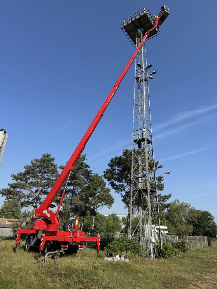 Podnośnik koszowy 43 metry 4x4 dźwigi ruthmann wumag zwyżka
