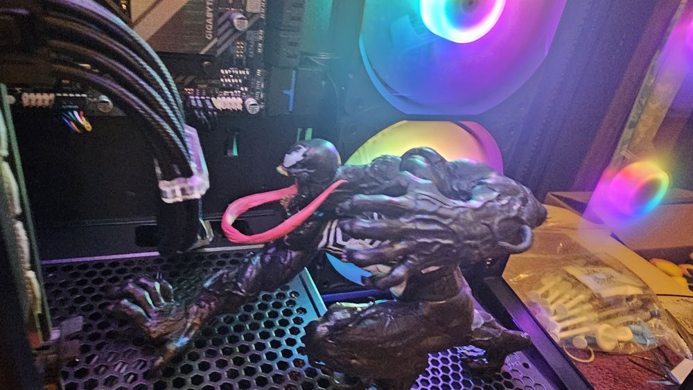 Komputer do gier AM5 Ryzen, 16 gb ddr5, 1024 gb SSD,  Venom, Corsair