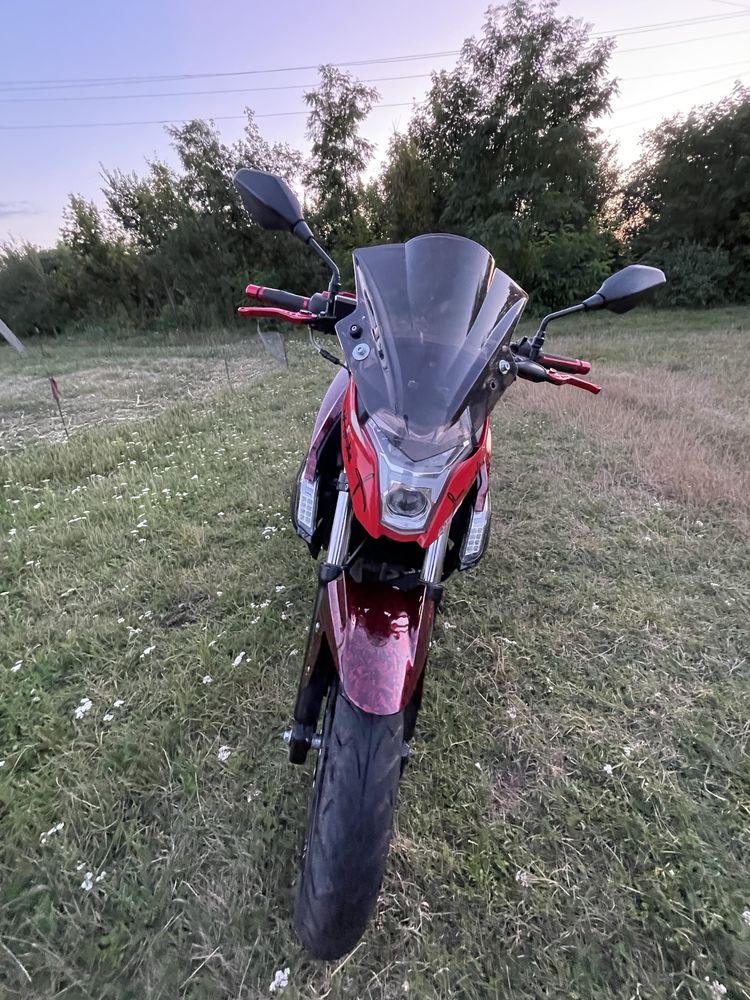 Продам Voge300r