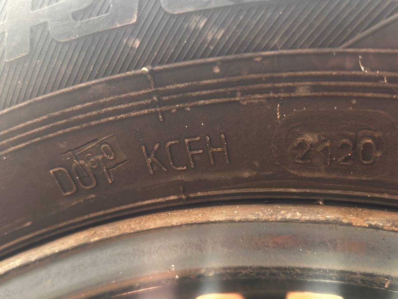 Продам літню резину з дисками SOLAZO Premiorry 175/70R13 82H