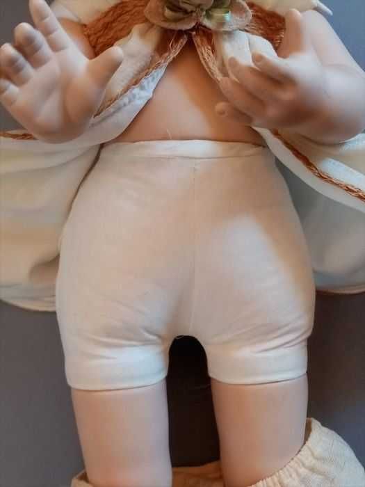 Magnífica boneca de porcelana pintada, Marcada Alberon