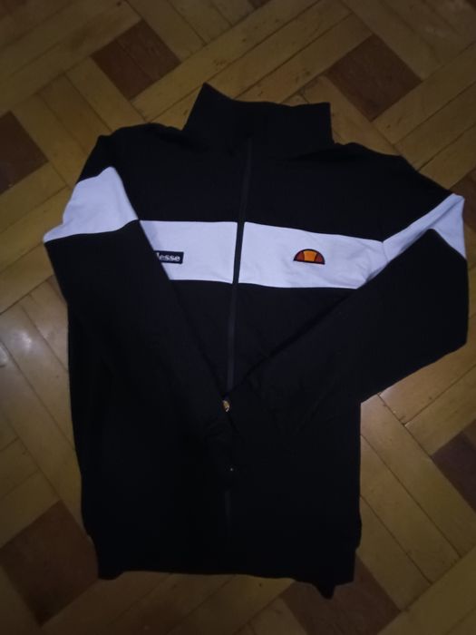 олімпійка ellesse,розмір S