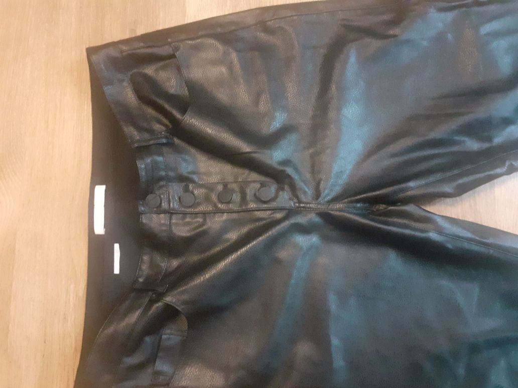 Spodnie skóropodobne hugo boss tanio