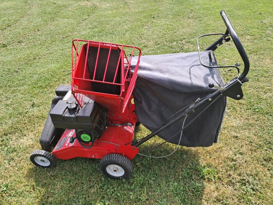 Troy-bilt odkurzacz rębak spalinowy z napędem