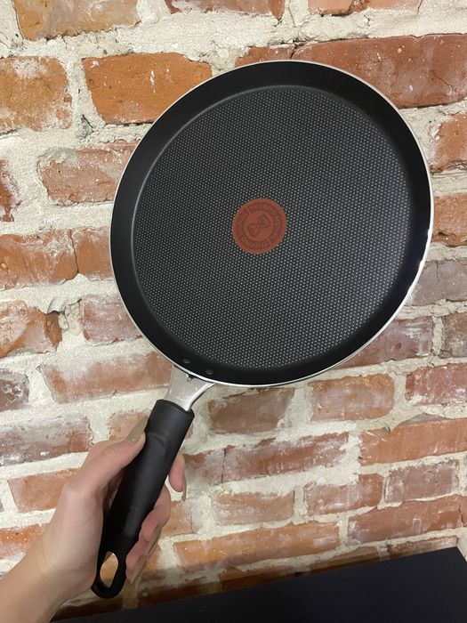 Patelnia do naleśników Tefal 25 cm – nowa, nieużywana