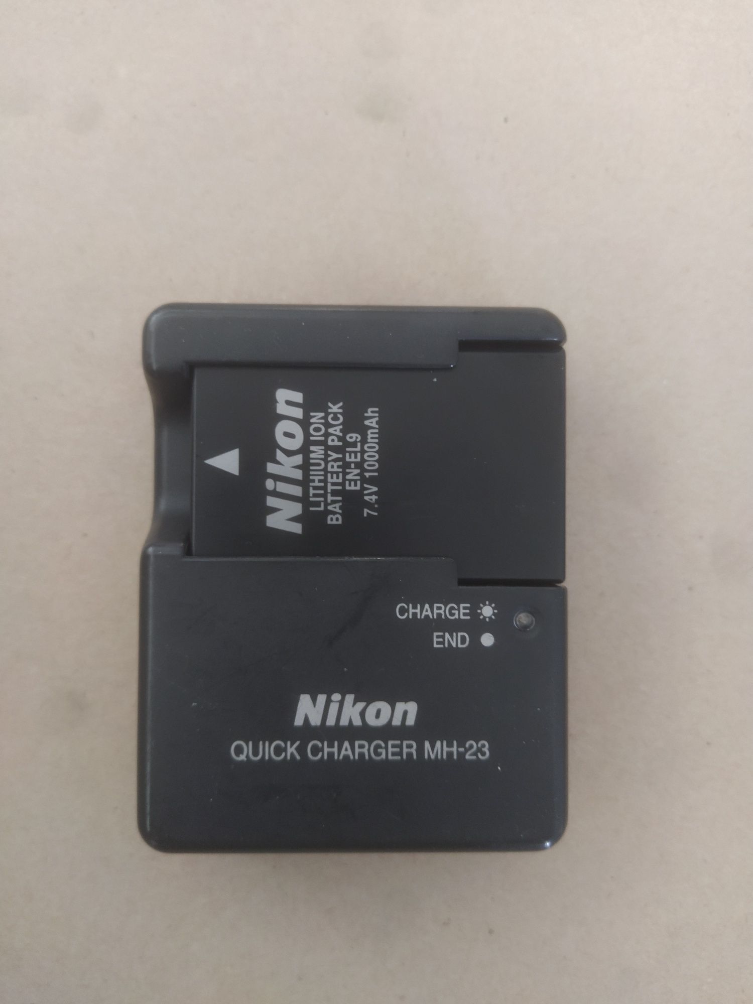 Câmara digital Nikon D40