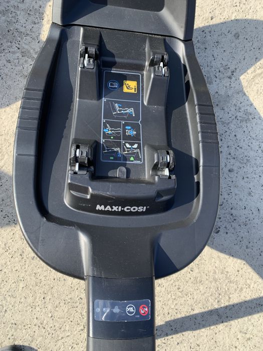 Автокрісло Maxi Cosi Tinca i-Size + база ISOFIX