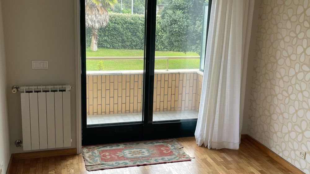 Apartamento T1+1 Madalena em condomínio fechado.