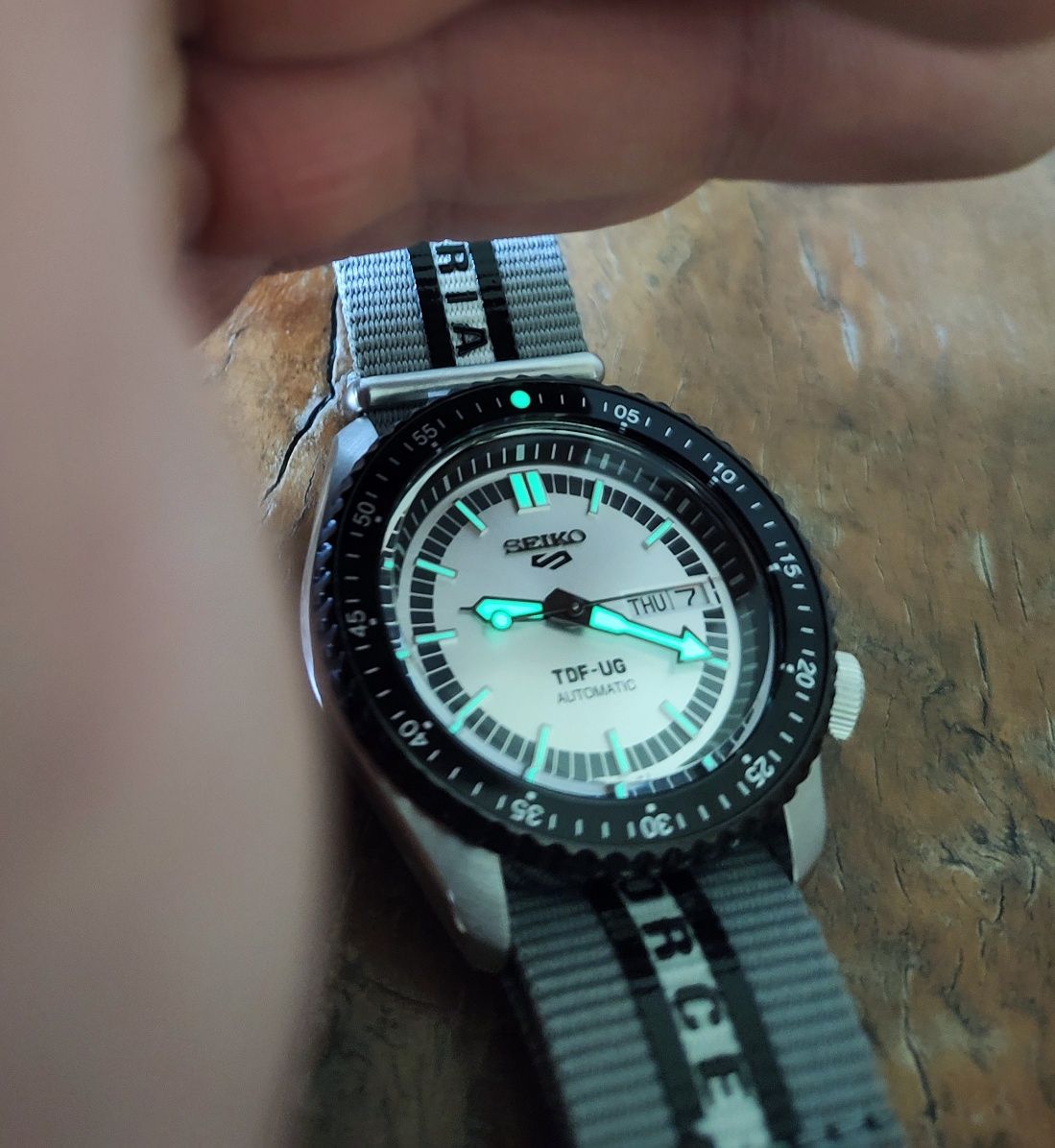 SEIKO zegarek Ultraseven Limited Edition SRPJ79K1