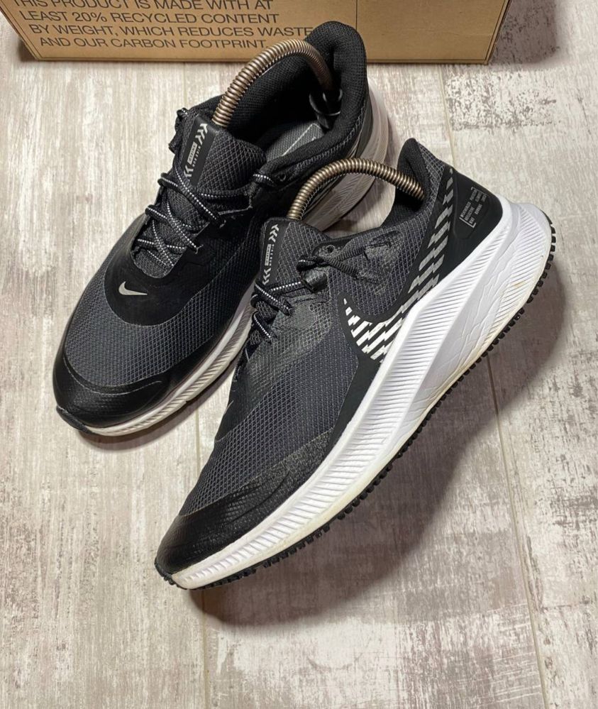 ОРИГІНАЛЬНІ NIKE в ідеальному стані.