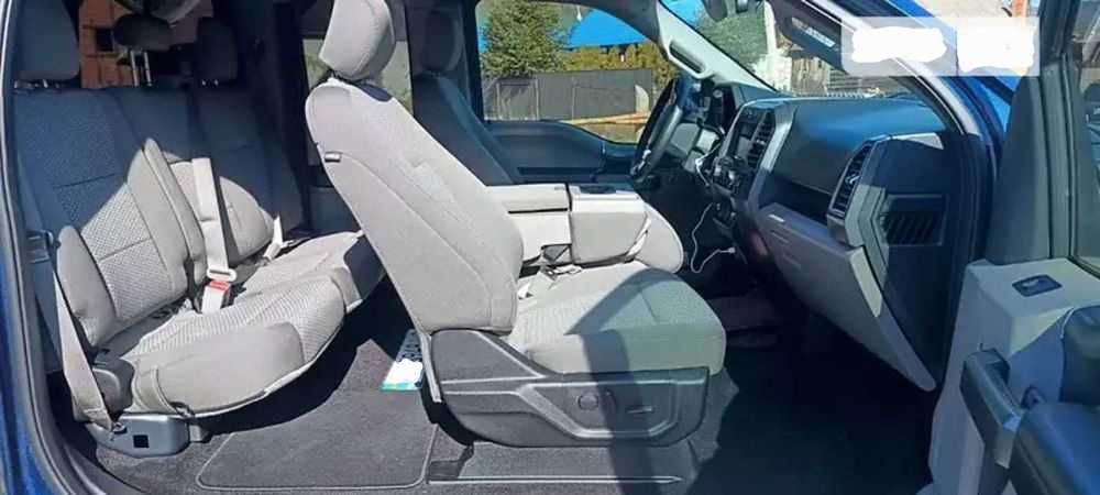 Ford F-150 XLT 5л, обмін на 2 авто або нерухомість