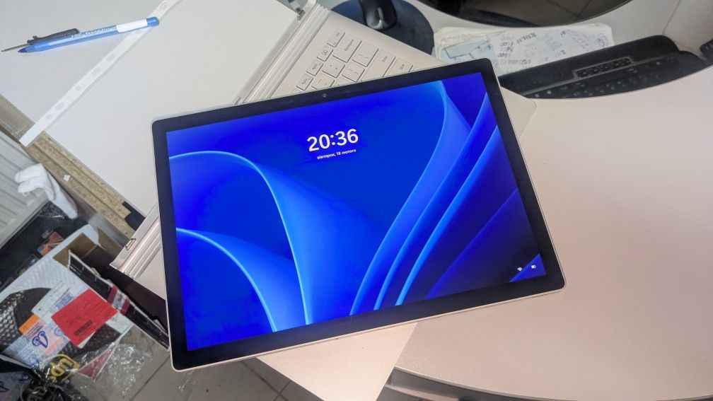Microsoft Surface Book 3 13.5" i7 32/512 Nvidia GeForce 1650