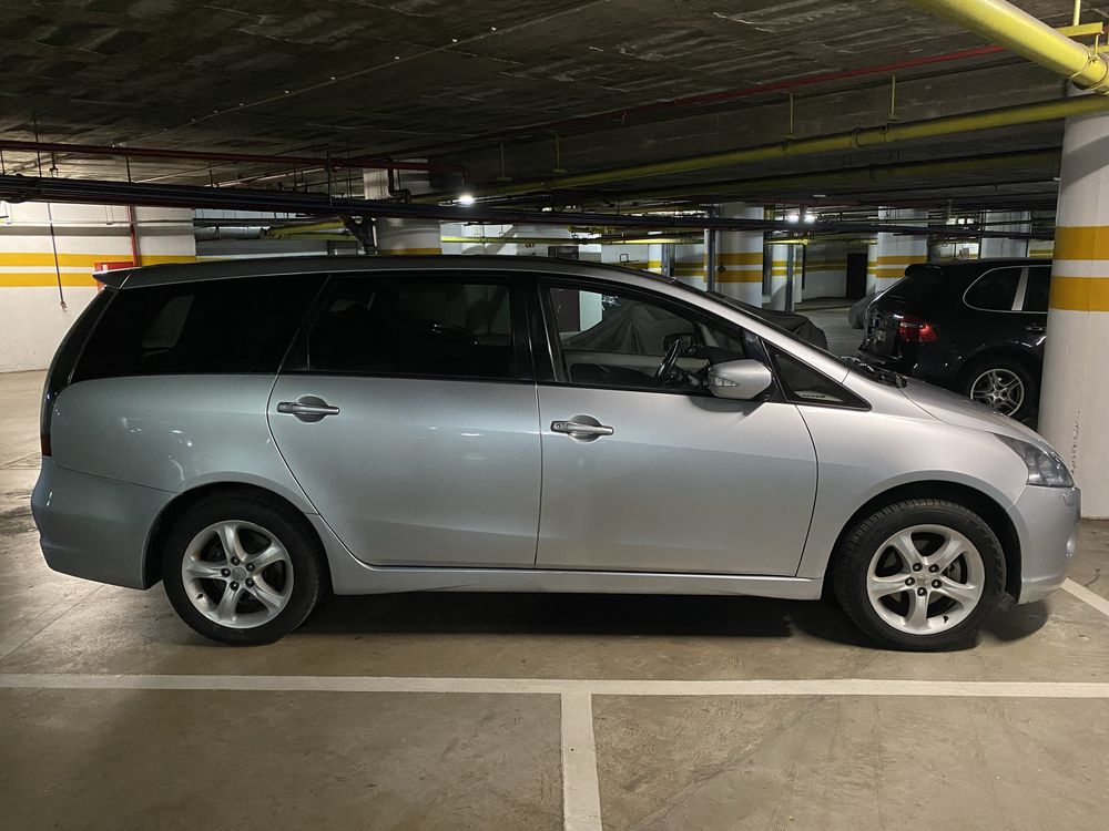 Mitsubishi Grandis 2.0 DID em bom estado