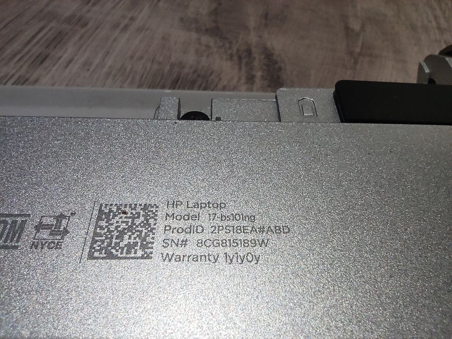 Терміново Продам потужний ігровий Ноутбук hp 17 bs101ng Відеокарта 4Gb