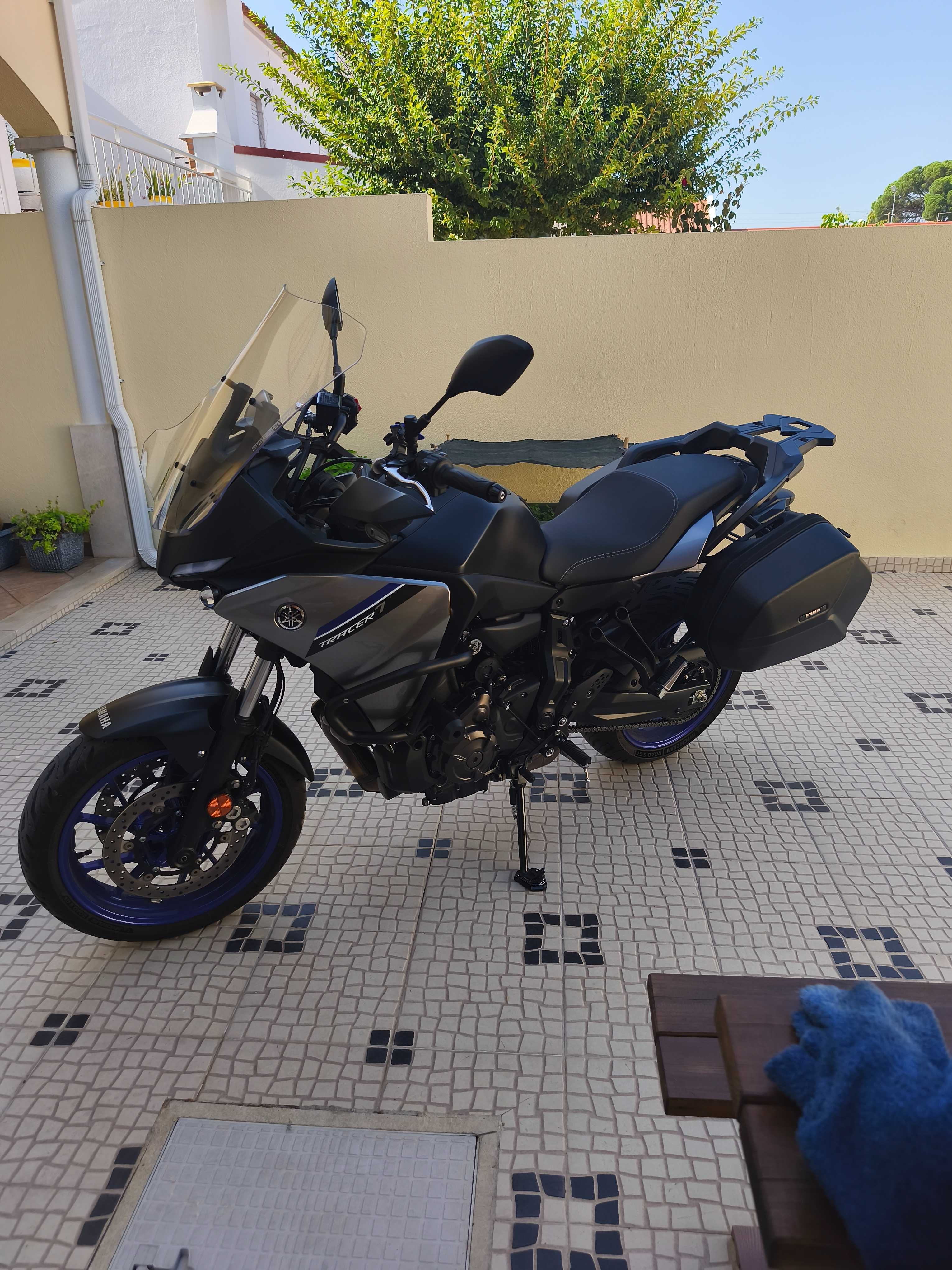 Vendo tracer 7 semi-nova