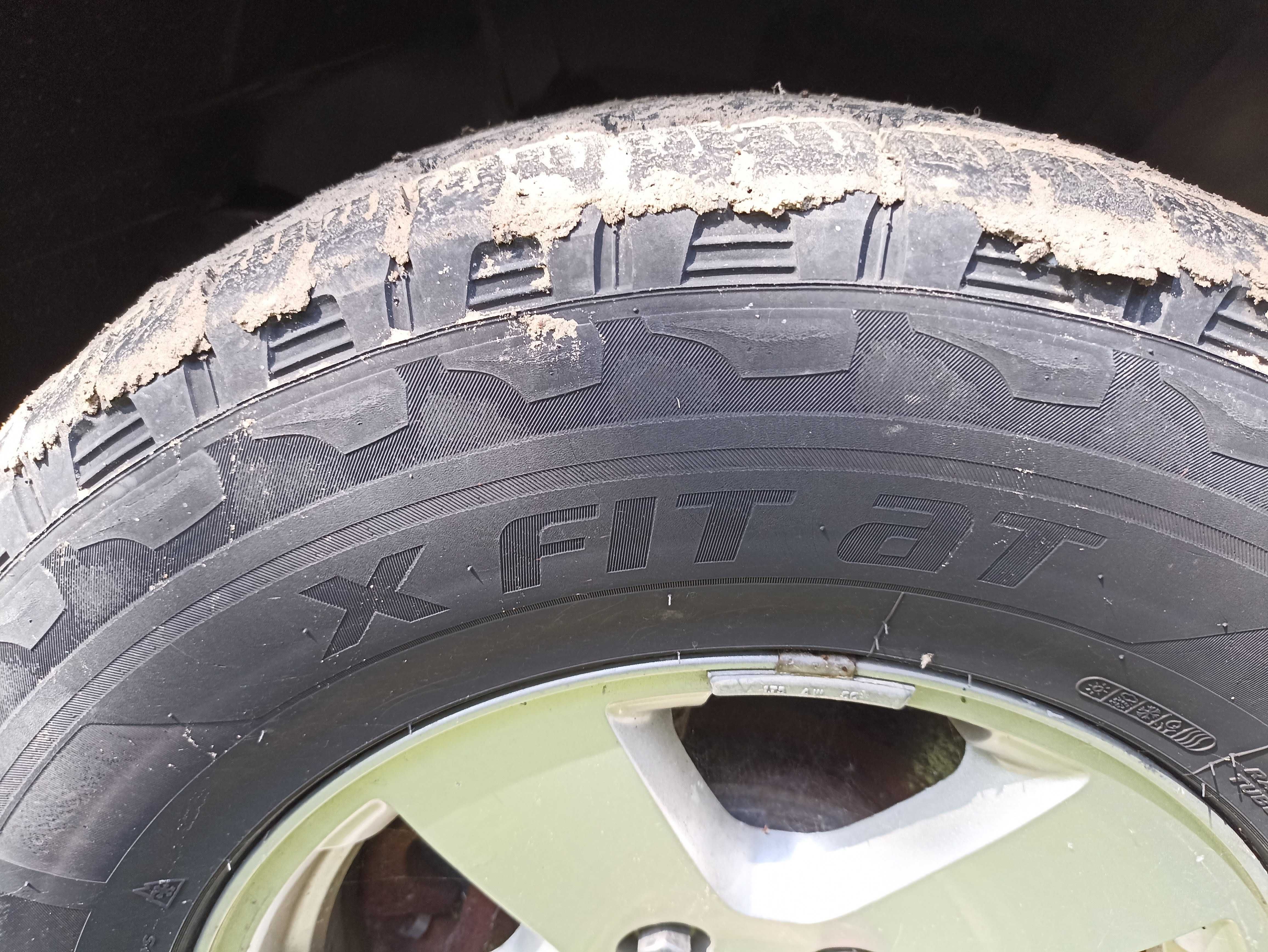 Opony LAUFENN X FIT AT 265/70 R17  3szt