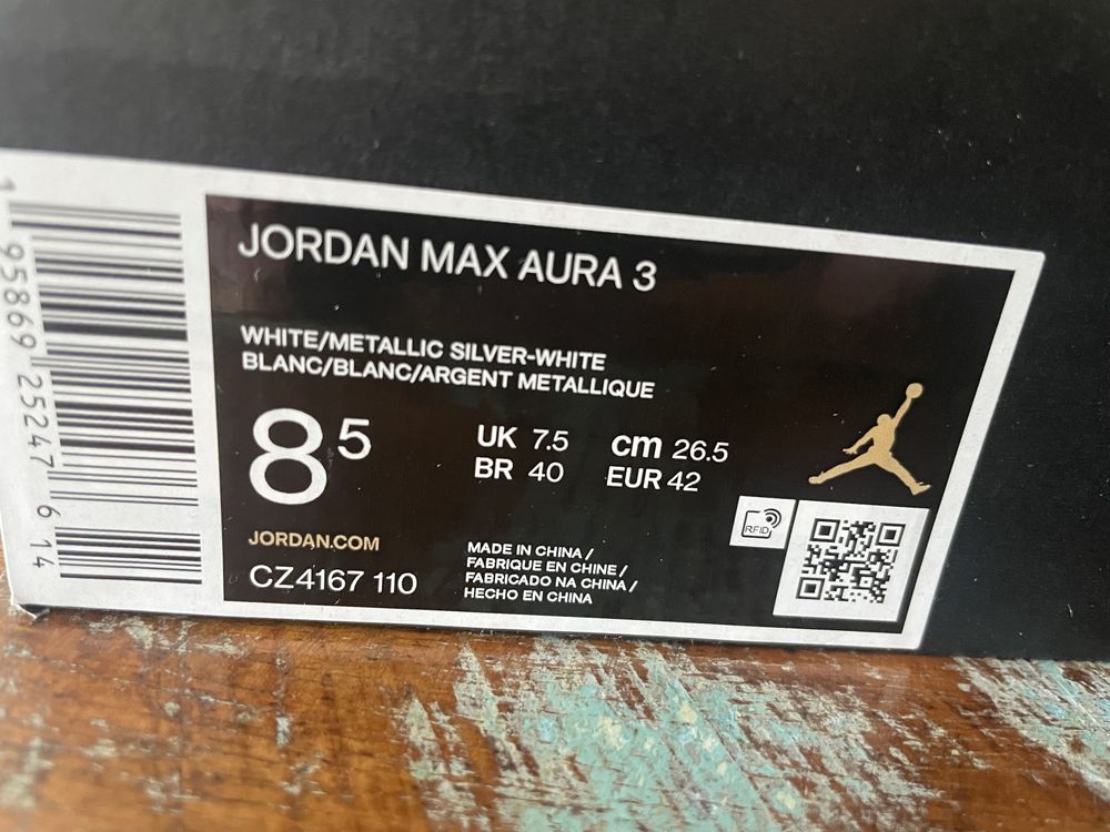 Jordan MAX AURA 3 buty do koszykówki męskie rozm. 42