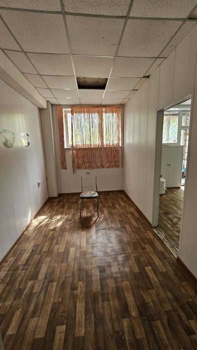 Помещение с отдельным входом около 50 м/кв. От Собственника