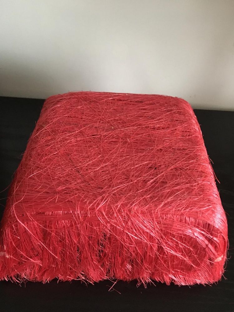 Koszyk kwadratowy czerwony z włókna konopii