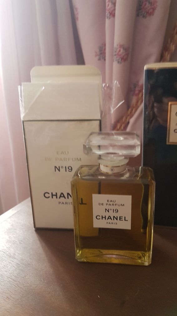 Perfumes Channel antigos