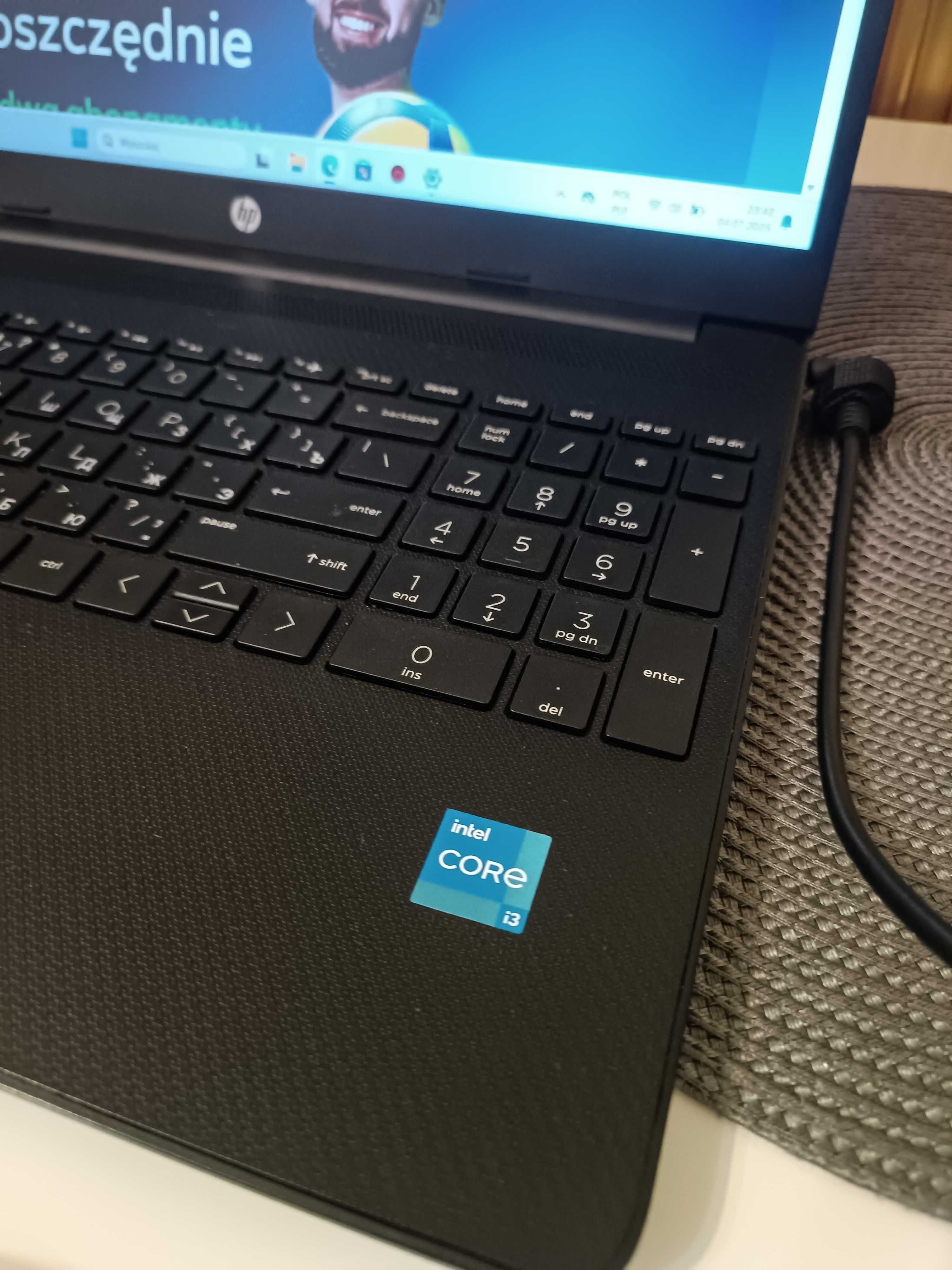 Laptop HP 15s i3-1115G4 3.0 Ghz/ 12/256 GB SSD Win11 Pro, Full HD