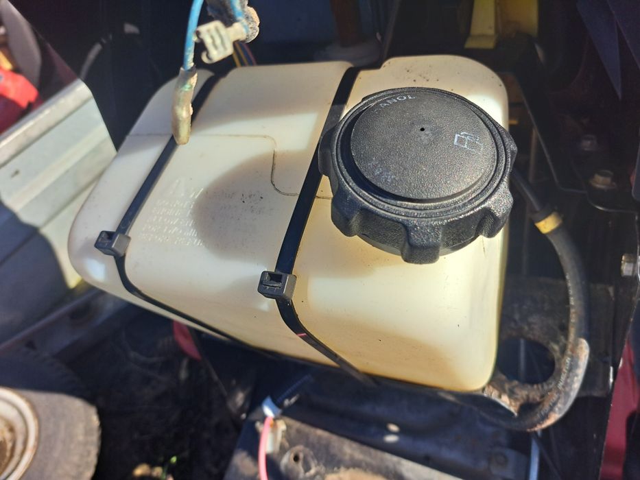 Zbiornik Paliwa 3.8L Traktorek kosiarka MTD Bolens YardMan Oryginał