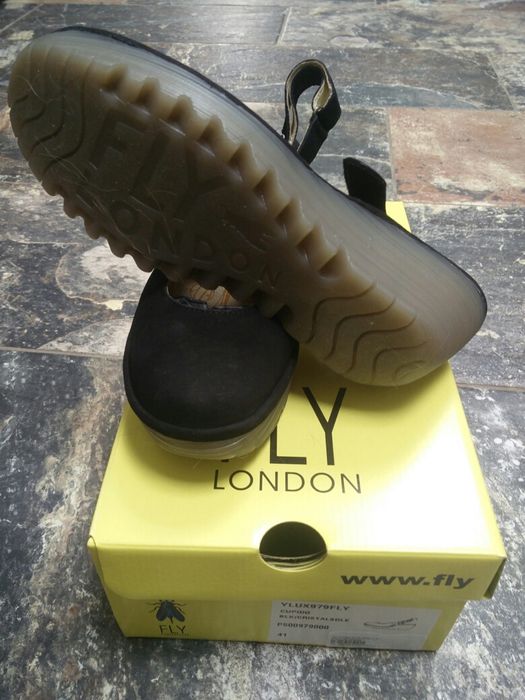 Sandálias Fly London