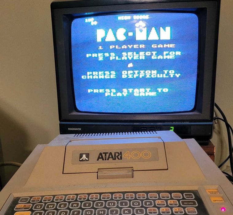 ATARI 400 - pierwszy komputer Atari !!! - totalny zabytek sprawny !!!