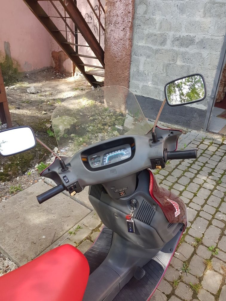 Максі скутер honda spasy 125