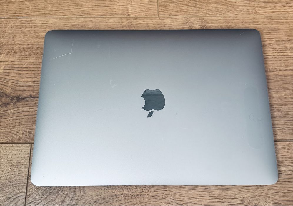 Apple MacBook Air 13” 2019 - Oferta da capa verde